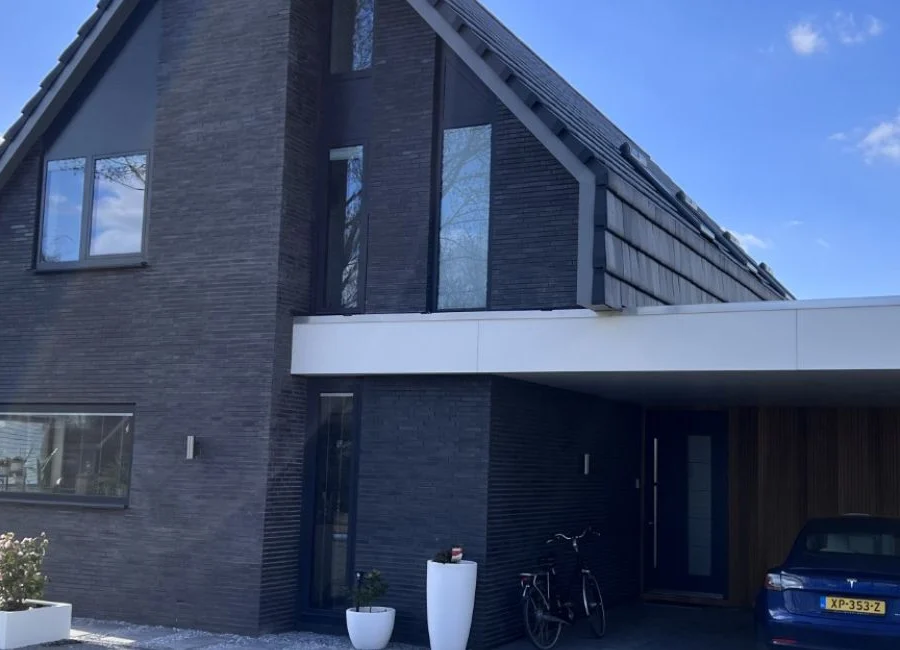 Hoofddorp – Houtskeletbouwwoning in aluminium
